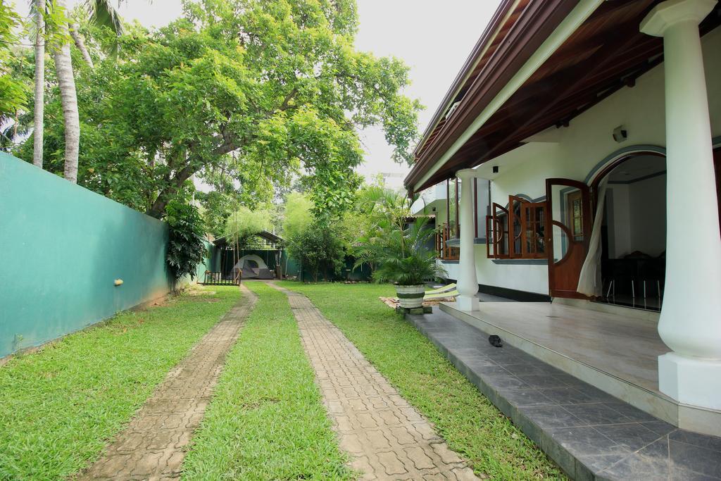 Flipflop Hostel Negombo Zewnętrze zdjęcie