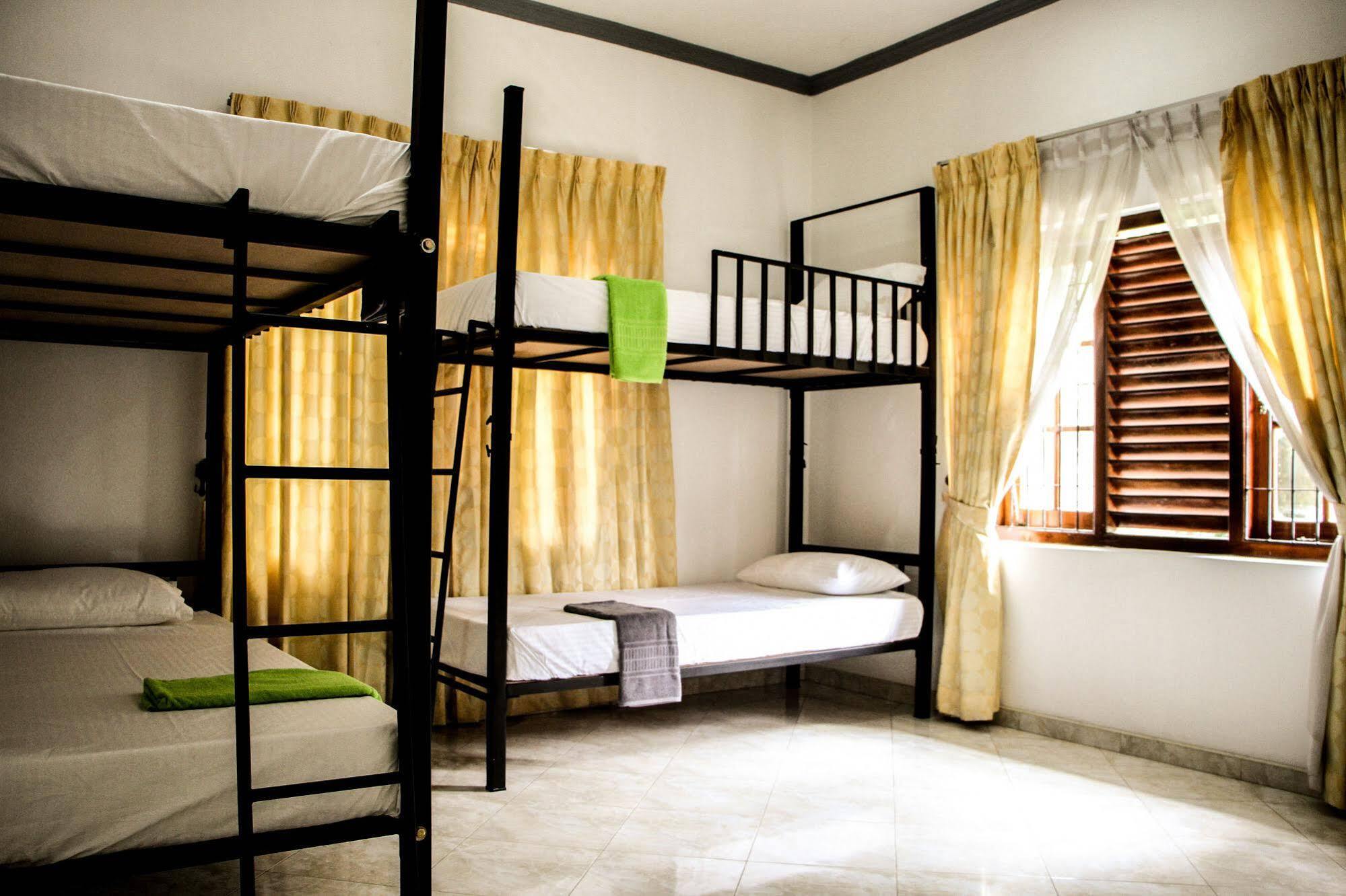 Flipflop Hostel Negombo Zewnętrze zdjęcie